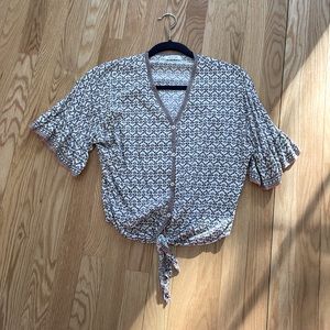 Max studio tie waist ruffle sleeve shirt small